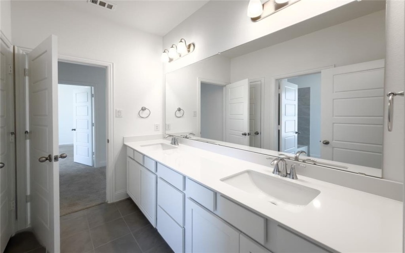 3903 Jimson Avenue, Venus, TX 76065, 5 Habitaciones Habitaciones , ,5 BañosBaños,Residential,En Venta,3903 Jimson Avenue,0,20820630