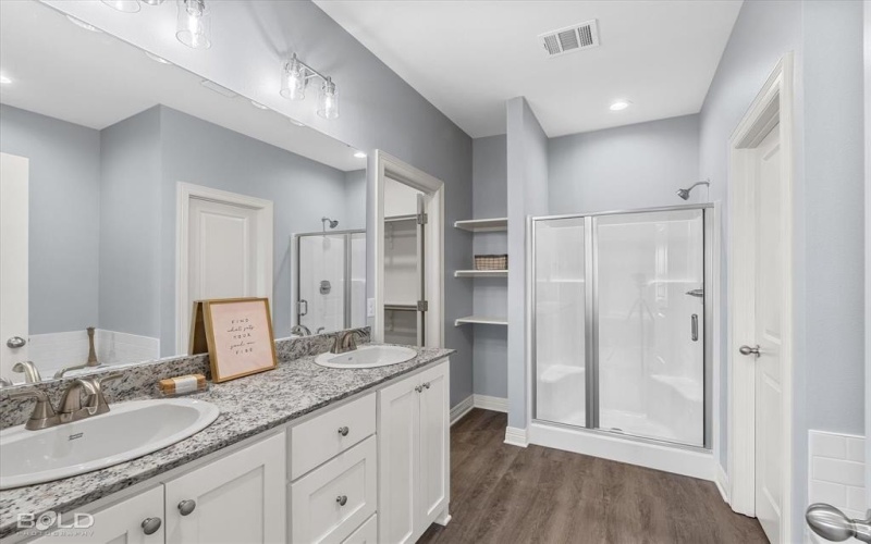 5830 Northwood Oaks, Shreveport, LA 71107, 3 Habitaciones Habitaciones , ,2 BañosBaños,Residential,En Venta,5830 Northwood Oaks,20820894