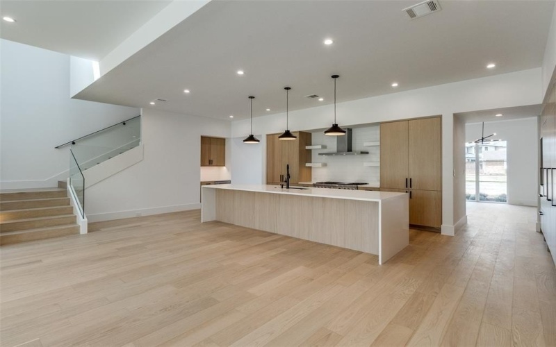 5808 Brookstown Drive, Dallas, TX 75230, 5 Bedrooms Bedrooms, ,7 BathroomsBathrooms,Residential,For Sale,5808 Brookstown Drive,20820929