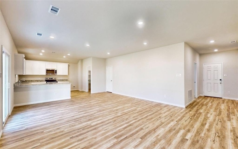 105 Annabelle Street, Cleburne, TX 76031, 3 Habitaciones Habitaciones , ,2 BañosBaños,Residential,En Venta,105 Annabelle Street,20821414