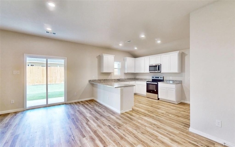 105 Annabelle Street, Cleburne, TX 76031, 3 Habitaciones Habitaciones , ,2 BañosBaños,Residential,En Venta,105 Annabelle Street,20821414