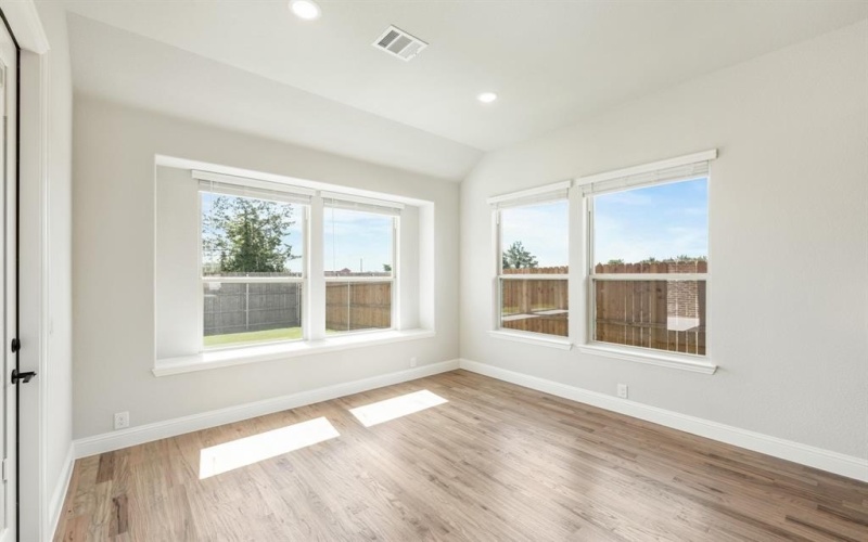 1122 Cardinal Drive, Midlothian, TX 76065, 4 Bedrooms Bedrooms, ,5 BathroomsBathrooms,Residential,For Sale,1122 Cardinal Drive,20818124
