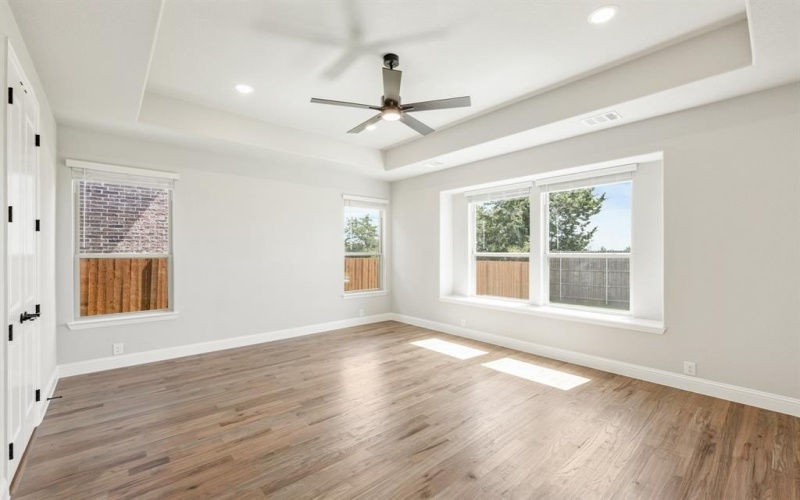 1122 Cardinal Drive, Midlothian, TX 76065, 4 Bedrooms Bedrooms, ,5 BathroomsBathrooms,Residential,For Sale,1122 Cardinal Drive,20818124