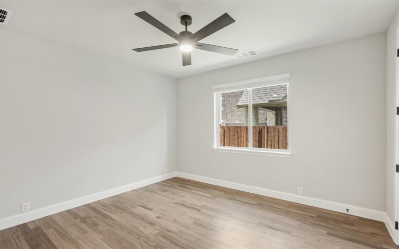 1122 Cardinal Drive, Midlothian, TX 76065, 4 Bedrooms Bedrooms, ,5 BathroomsBathrooms,Residential,For Sale,1122 Cardinal Drive,20818124