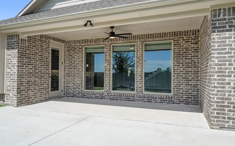 1122 Cardinal Drive, Midlothian, TX 76065, 4 Bedrooms Bedrooms, ,5 BathroomsBathrooms,Residential,For Sale,1122 Cardinal Drive,20818124