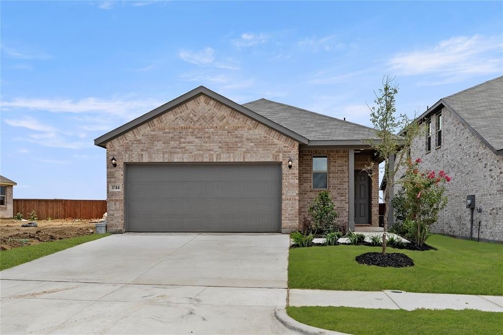 1744 Osage, Mesquite, TX 75149, 3 Bedrooms Bedrooms, ,2 BathroomsBathrooms,Residential,For Sale,1744 Osage,20821818