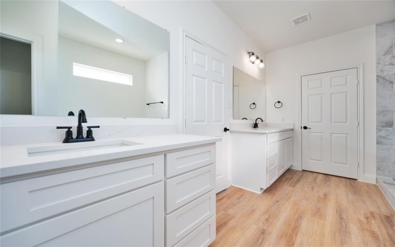 39 Private Road 1264, Brashear, TX 75420, 5 Habitaciones Habitaciones , ,3 BañosBaños,Residential,En Venta,39 Private Road 1264,20825157