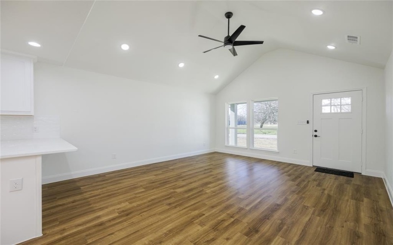 99 S Fir Street, Celeste, TX 75423, 3 Bedrooms Bedrooms, ,2 BathroomsBathrooms,Residential,For Sale,99 S Fir Street,20825195