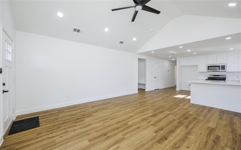 99 S Fir Street, Celeste, TX 75423, 3 Bedrooms Bedrooms, ,2 BathroomsBathrooms,Residential,For Sale,99 S Fir Street,20825195