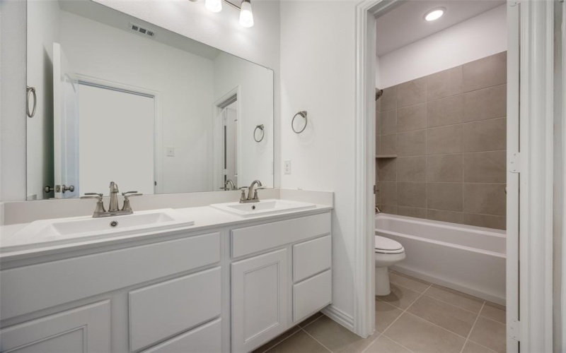 3809 Paradise Way, Sherman, TX 75090, 4 Habitaciones Habitaciones , ,3 BañosBaños,Residential,En Venta,3809 Paradise Way,20825536