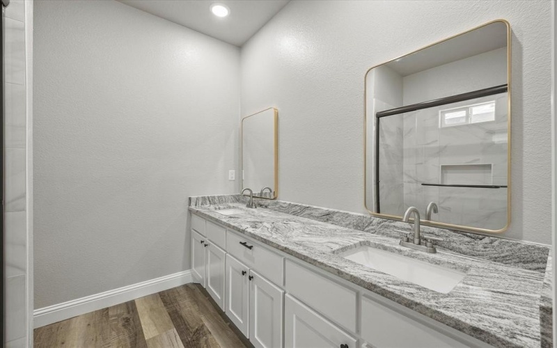 3202 Poplar Street, Greenville, TX 75402, 3 Habitaciones Habitaciones , ,2 BañosBaños,Residential,En Venta,3202 Poplar Street,20825592