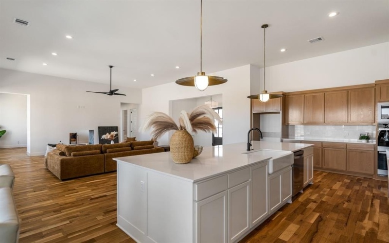 171 Ava Rose Lane, Waxahachie, TX 75167, 4 Habitaciones Habitaciones , ,3 BañosBaños,Residential,En Venta,171 Ava Rose Lane,20825830