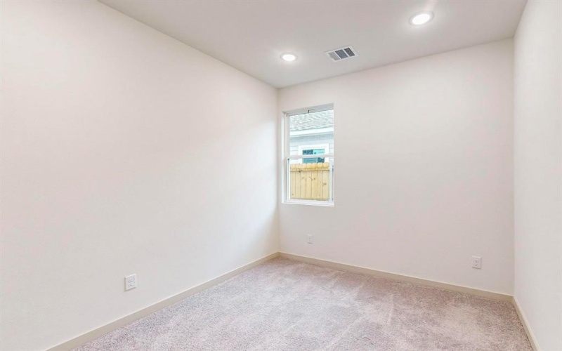 1423 Rowan Avenue, Dallas, TX 75223, 3 Bedrooms Bedrooms, ,2 BathroomsBathrooms,Residential,For Sale,1423 Rowan Avenue,20823020