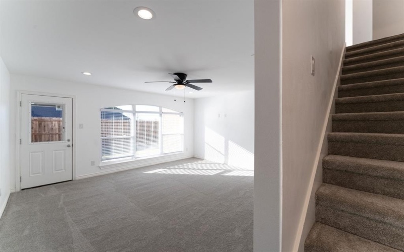 310 Oakwood Drive, Euless, TX 76040, 4 Habitaciones Habitaciones , ,5 BañosBaños,Residential,En Venta,310 Oakwood Drive,20823098