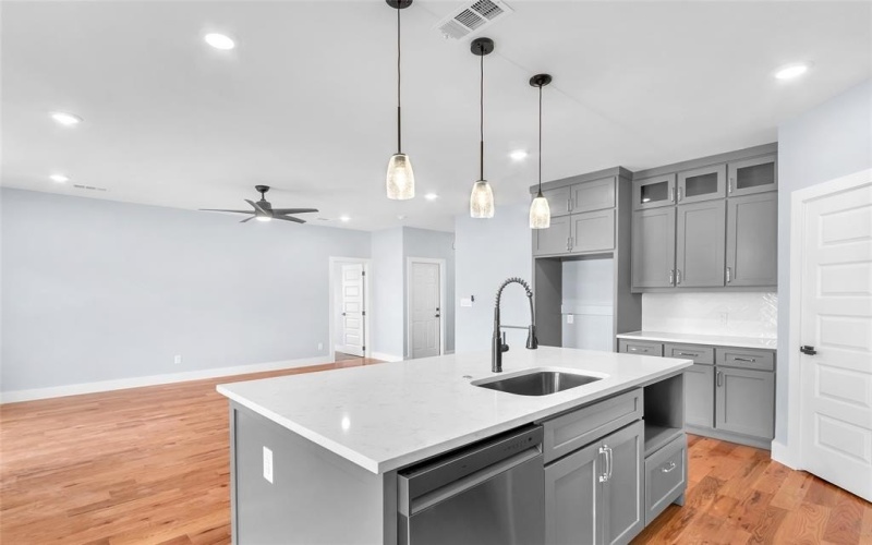 108 Oakdale Road, Trinidad, TX 75163, 3 Bedrooms Bedrooms, ,2 BathroomsBathrooms,Residential,For Sale,108 Oakdale Road,20823871