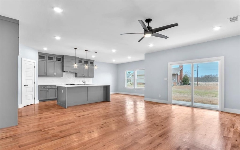 108 Oakdale Road, Trinidad, TX 75163, 3 Bedrooms Bedrooms, ,2 BathroomsBathrooms,Residential,For Sale,108 Oakdale Road,20823871