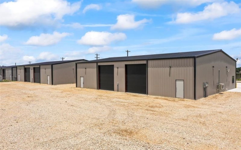 2036 Seaborn Road #BLDG.3, STE.A, Ponder, TX 76259, ,Other,For Sale,2036 Seaborn Road,20823898