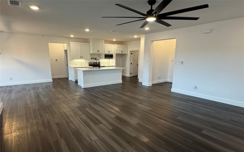 801 Ebenezer, Palmer, TX 75152, 3 Bedrooms Bedrooms, ,2 BathroomsBathrooms,Residential,For Sale,801 Ebenezer,20824358