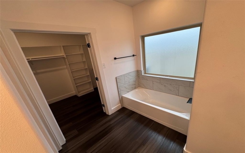 801 Ebenezer, Palmer, TX 75152, 3 Bedrooms Bedrooms, ,2 BathroomsBathrooms,Residential,For Sale,801 Ebenezer,20824358