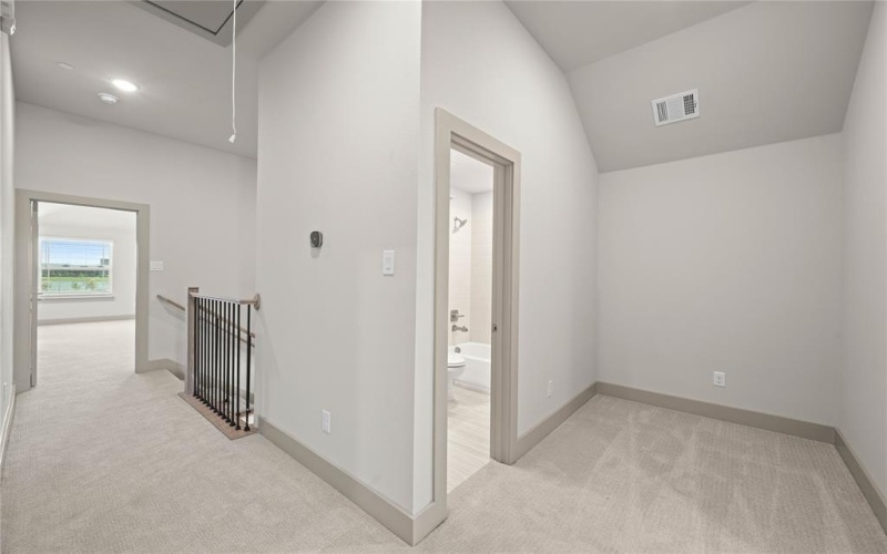 1832 Wittington, Farmers Branch, TX 75234, 3 Habitaciones Habitaciones , ,2 BañosBaños,Residential,En Venta,1832 Wittington,0,20824435
