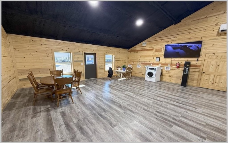 1500 Roebuck Road, Hugo, OK 74743, ,Commercial Sale,For Sale,1500 Roebuck Road,20824949