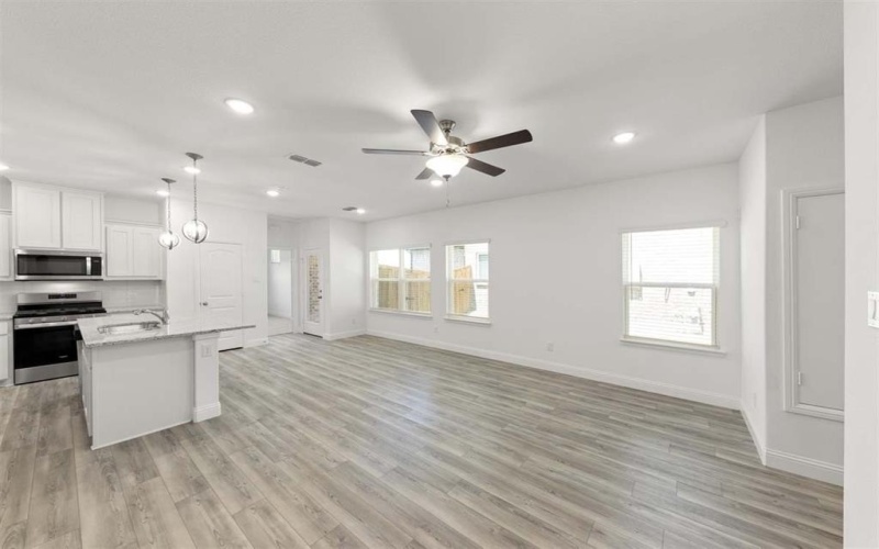 1076 Happy Holly Road, Lavon, TX 75166, 3 Bedrooms Bedrooms, ,2 BathroomsBathrooms,Residential,For Sale,1076 Happy Holly Road,0,20828674