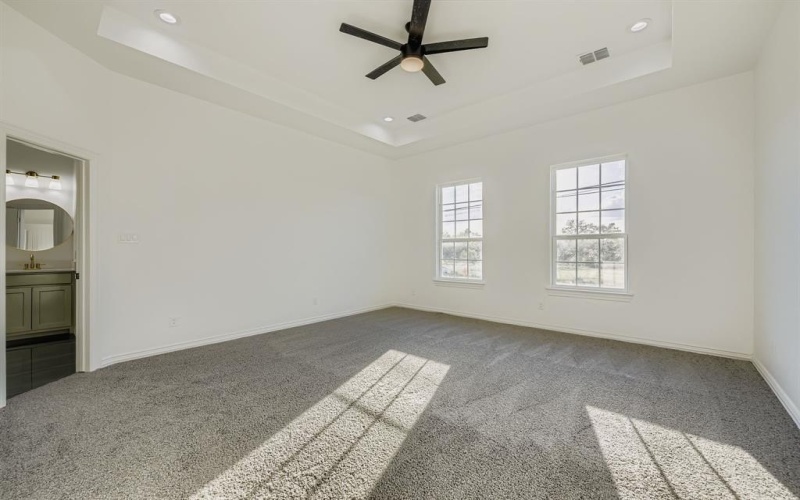 530 N M L King Jr Boulevard, Grand Prairie, TX 75050, 4 Habitaciones Habitaciones , ,3 BañosBaños,Residential,En Venta,530 N M L King Jr Boulevard,0,20829169