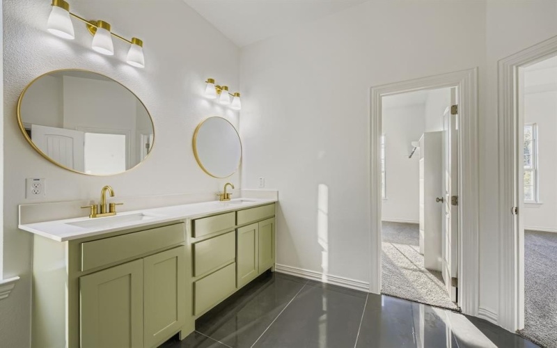 530 N M L King Jr Boulevard, Grand Prairie, TX 75050, 4 Habitaciones Habitaciones , ,3 BañosBaños,Residential,En Venta,530 N M L King Jr Boulevard,0,20829169