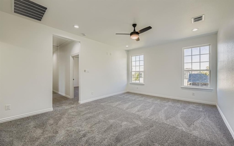 530 N M L King Jr Boulevard, Grand Prairie, TX 75050, 4 Habitaciones Habitaciones , ,3 BañosBaños,Residential,En Venta,530 N M L King Jr Boulevard,0,20829169