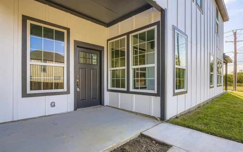 530 N M L King Jr Boulevard, Grand Prairie, TX 75050, 4 Habitaciones Habitaciones , ,3 BañosBaños,Residential,En Venta,530 N M L King Jr Boulevard,0,20829169