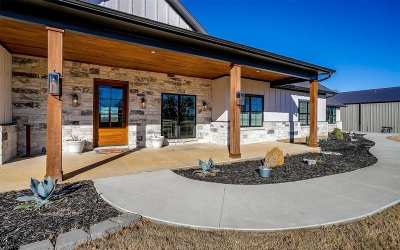 5621 County Road 803, Joshua, TX 76058, 4 Habitaciones Habitaciones , ,2 BañosBaños,Residential,En Venta,5621 County Road 803,20826240