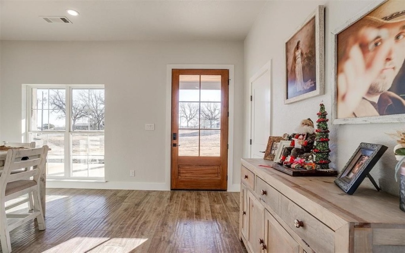 5621 County Road 803, Joshua, TX 76058, 4 Habitaciones Habitaciones , ,2 BañosBaños,Residential,En Venta,5621 County Road 803,20826240