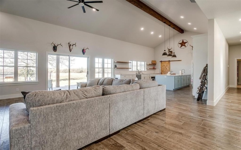 5621 County Road 803, Joshua, TX 76058, 4 Habitaciones Habitaciones , ,2 BañosBaños,Residential,En Venta,5621 County Road 803,20826240