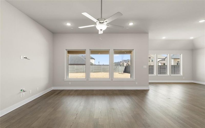 517 Marisa, Little Elm, TX 76227, 4 Habitaciones Habitaciones , ,3 BañosBaños,Residential,En Venta,517 Marisa,20829419