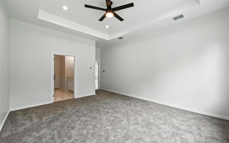 1830 Holland Street, Grand Prairie, TX 75051, 4 Bedrooms Bedrooms, ,3 BathroomsBathrooms,Residential,For Sale,1830 Holland Street,0,20826706
