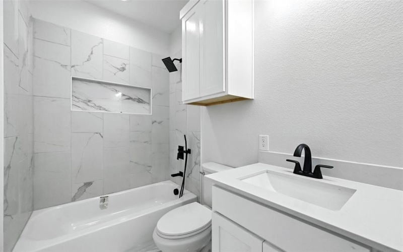 1830 Holland Street, Grand Prairie, TX 75051, 4 Bedrooms Bedrooms, ,3 BathroomsBathrooms,Residential,For Sale,1830 Holland Street,0,20826706