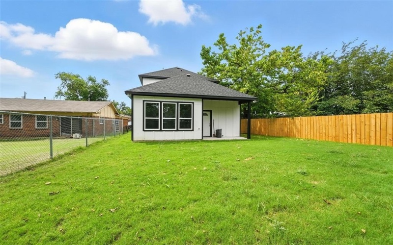 1830 Holland Street, Grand Prairie, TX 75051, 4 Bedrooms Bedrooms, ,3 BathroomsBathrooms,Residential,For Sale,1830 Holland Street,0,20826706