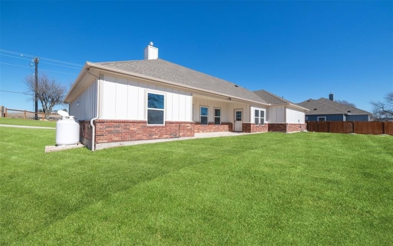 1001 Don Eve Court, Azle, TX 76020, 4 Habitaciones Habitaciones , ,2 BañosBaños,Residential,En Venta,1001 Don Eve Court,20826977