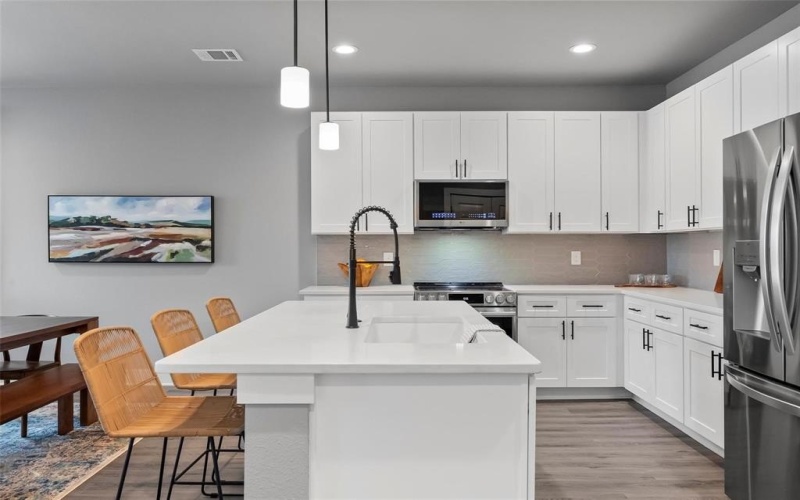 3824 Manhattan Avenue, Grand Prairie, TX 75052, 3 Habitaciones Habitaciones , ,2 BañosBaños,Residential,En Venta,3824 Manhattan Avenue,20827360
