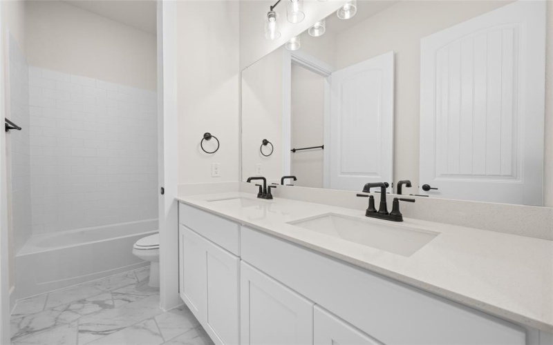 2001 Woodland Road, Weatherford, TX 76088, 5 Habitaciones Habitaciones , ,3 BañosBaños,Residential,En Venta,2001 Woodland Road,0,20828118