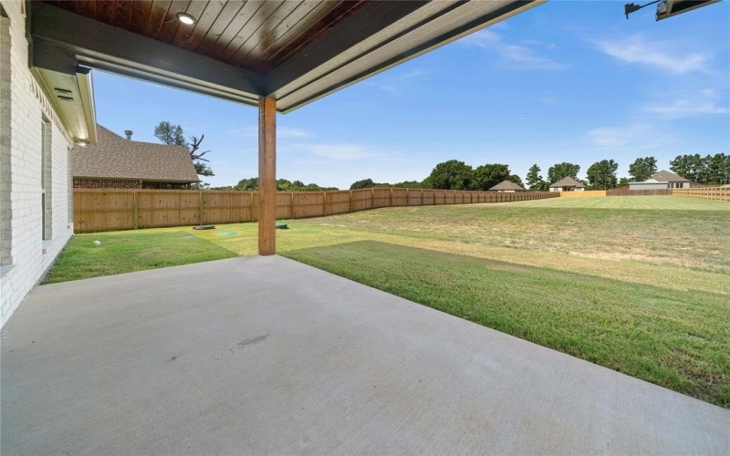 15092 High Country Acres Lane, Tyler, TX 75706, 3 Bedrooms Bedrooms, ,2 BathroomsBathrooms,Residential,For Sale,15092 High Country Acres Lane,20831171