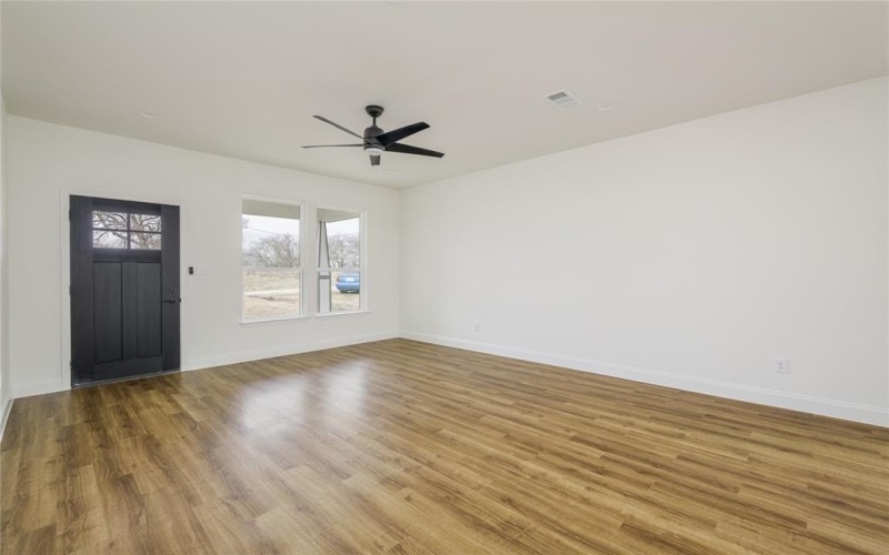 107 S Fir Street, Celeste, TX 75423, 3 Habitaciones Habitaciones , ,2 BañosBaños,Residential,En Venta,107 S Fir Street,20831252