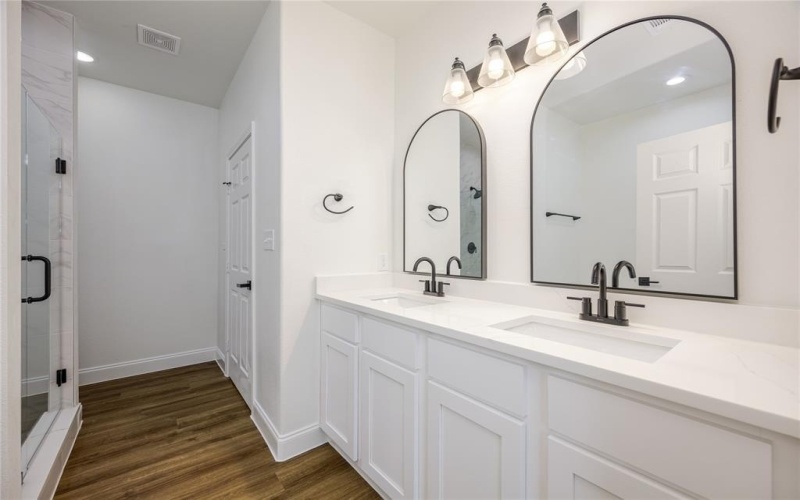 107 S Fir Street, Celeste, TX 75423, 3 Habitaciones Habitaciones , ,2 BañosBaños,Residential,En Venta,107 S Fir Street,20831252