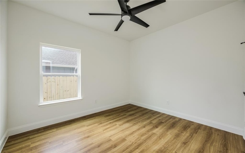 107 S Fir Street, Celeste, TX 75423, 3 Habitaciones Habitaciones , ,2 BañosBaños,Residential,En Venta,107 S Fir Street,20831252