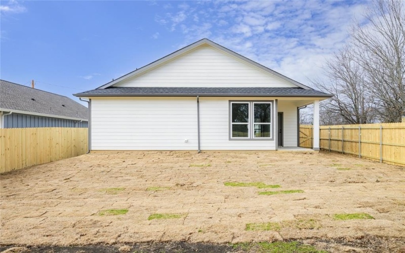 107 S Fir Street, Celeste, TX 75423, 3 Habitaciones Habitaciones , ,2 BañosBaños,Residential,En Venta,107 S Fir Street,20831252