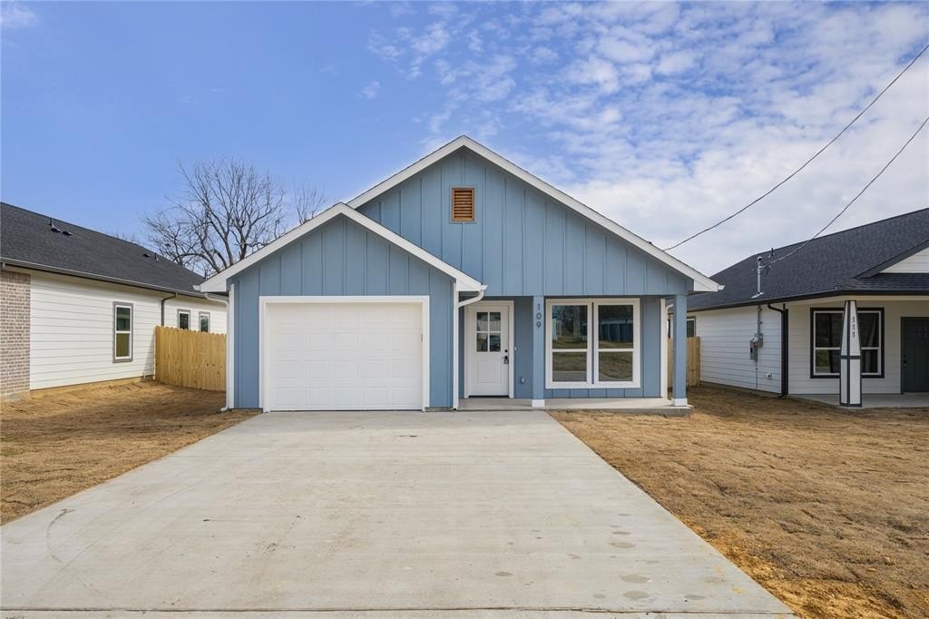 109 S Fir Street, Celeste, TX 75423, 3 Bedrooms Bedrooms, ,2 BathroomsBathrooms,Residential,For Sale,109 S Fir Street,20831371