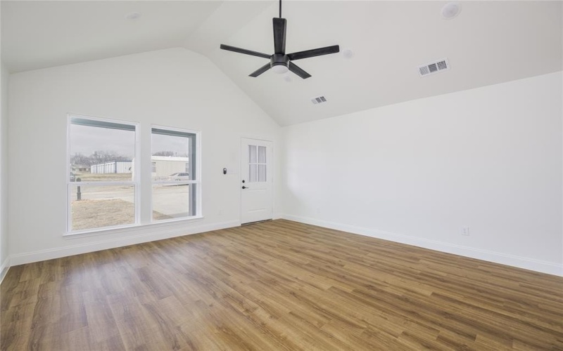 109 S Fir Street, Celeste, TX 75423, 3 Bedrooms Bedrooms, ,2 BathroomsBathrooms,Residential,For Sale,109 S Fir Street,20831371