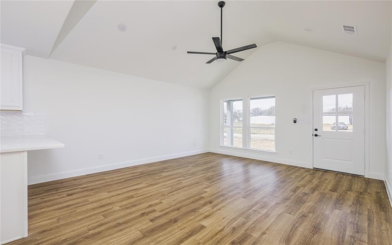 109 S Fir Street, Celeste, TX 75423, 3 Bedrooms Bedrooms, ,2 BathroomsBathrooms,Residential,For Sale,109 S Fir Street,20831371
