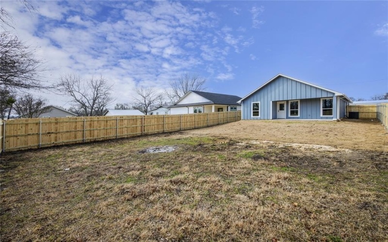 109 S Fir Street, Celeste, TX 75423, 3 Bedrooms Bedrooms, ,2 BathroomsBathrooms,Residential,For Sale,109 S Fir Street,20831371