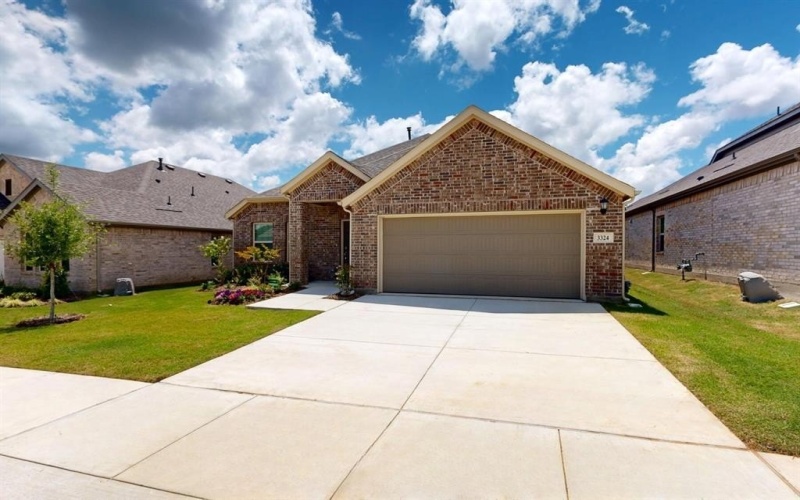3324 Goshawk Drive, Denton, TX 76208, 3 Bedrooms Bedrooms, ,2 BathroomsBathrooms,Residential,For Sale,3324 Goshawk Drive,0,20831502